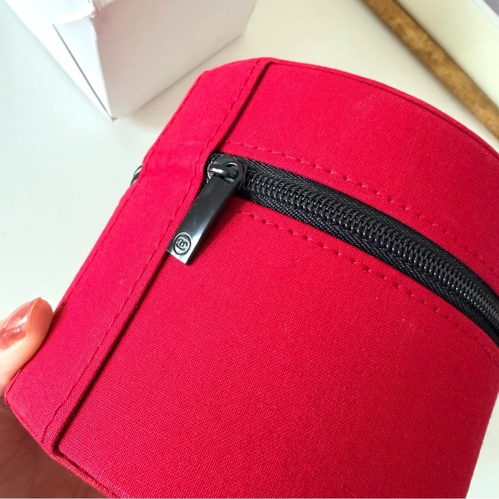 Chanel N1 Red Zip Cosmetic‎ Case